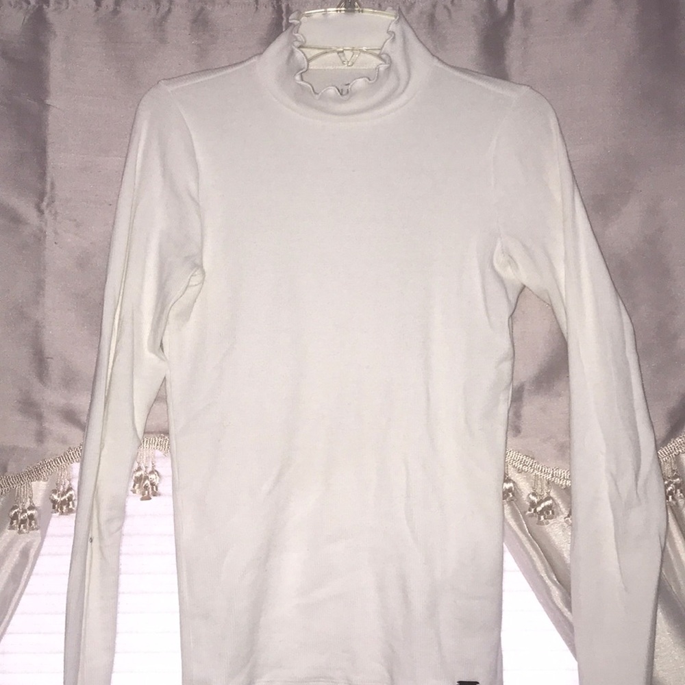 White lettuce mock turtleneck